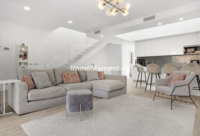 Revente - Maison mitoyenne - Estepona  - Estepona Centro