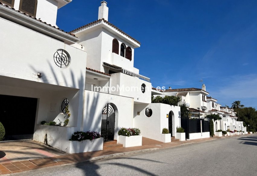 Revente - Maison mitoyenne - Estepona  - New Golden Mile