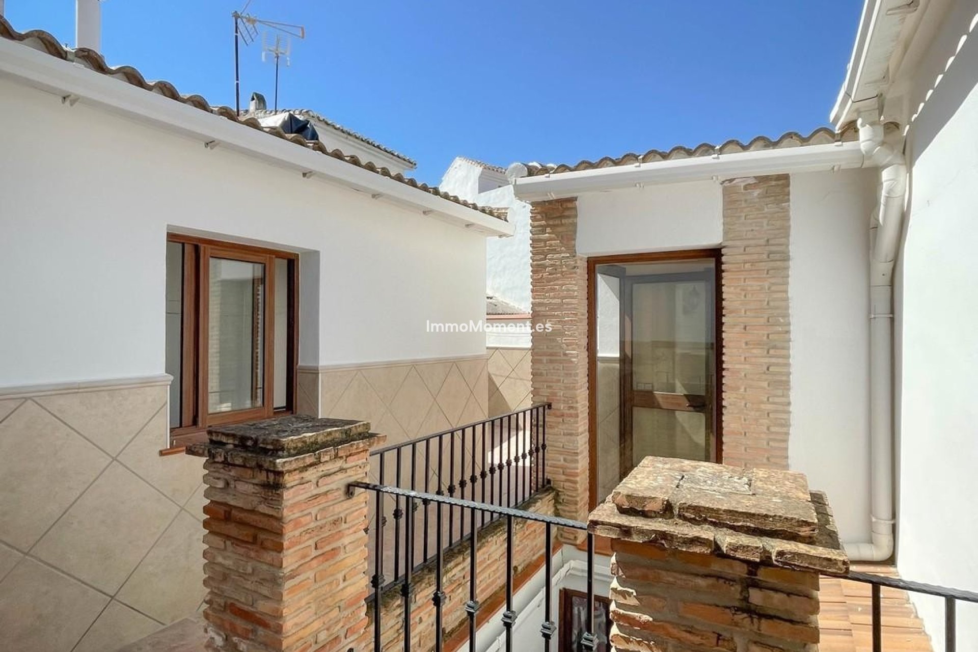 Revente - Maison mitoyenne - Intérieur                       - Alozaina