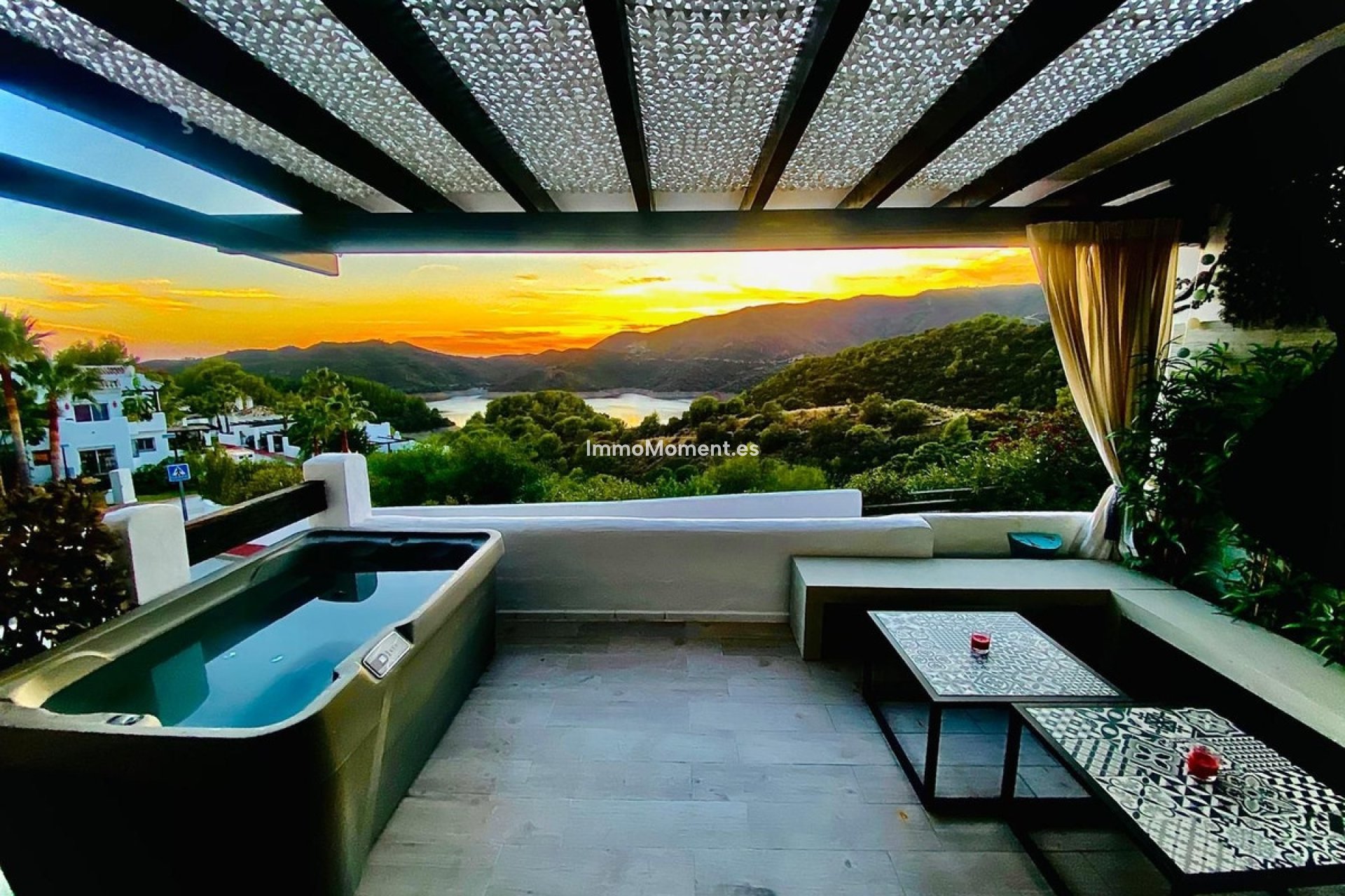 Revente - Maison mitoyenne - Intérieur                       - Istán