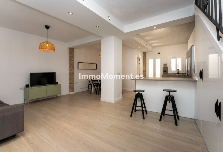Revente - Maison mitoyenne - Intérieur                       - Monda
