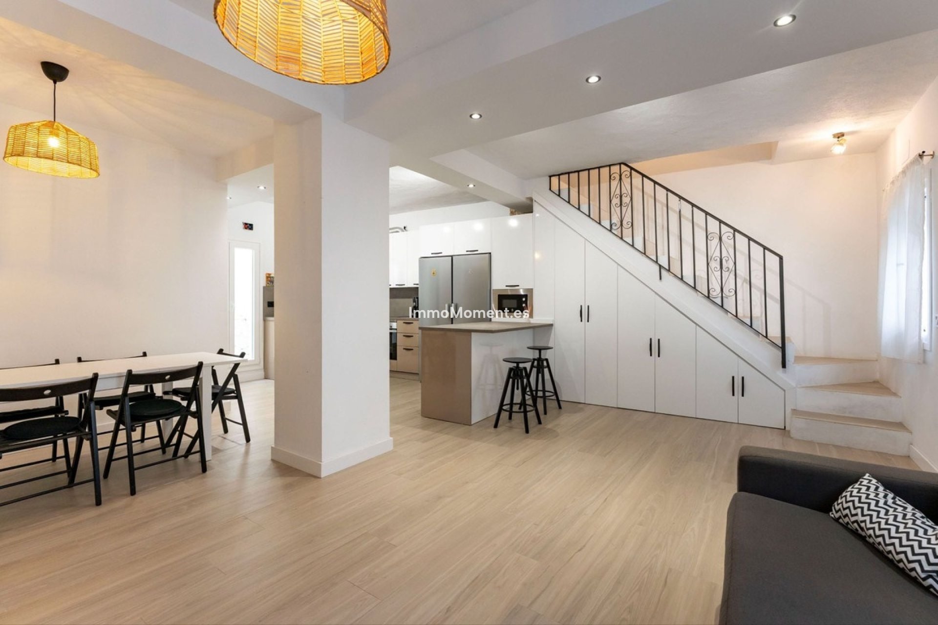 Revente - Maison mitoyenne - Intérieur                       - Monda