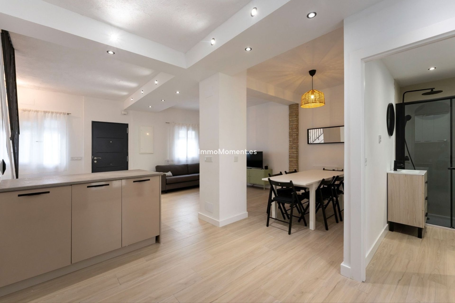 Revente - Maison mitoyenne - Intérieur                       - Monda