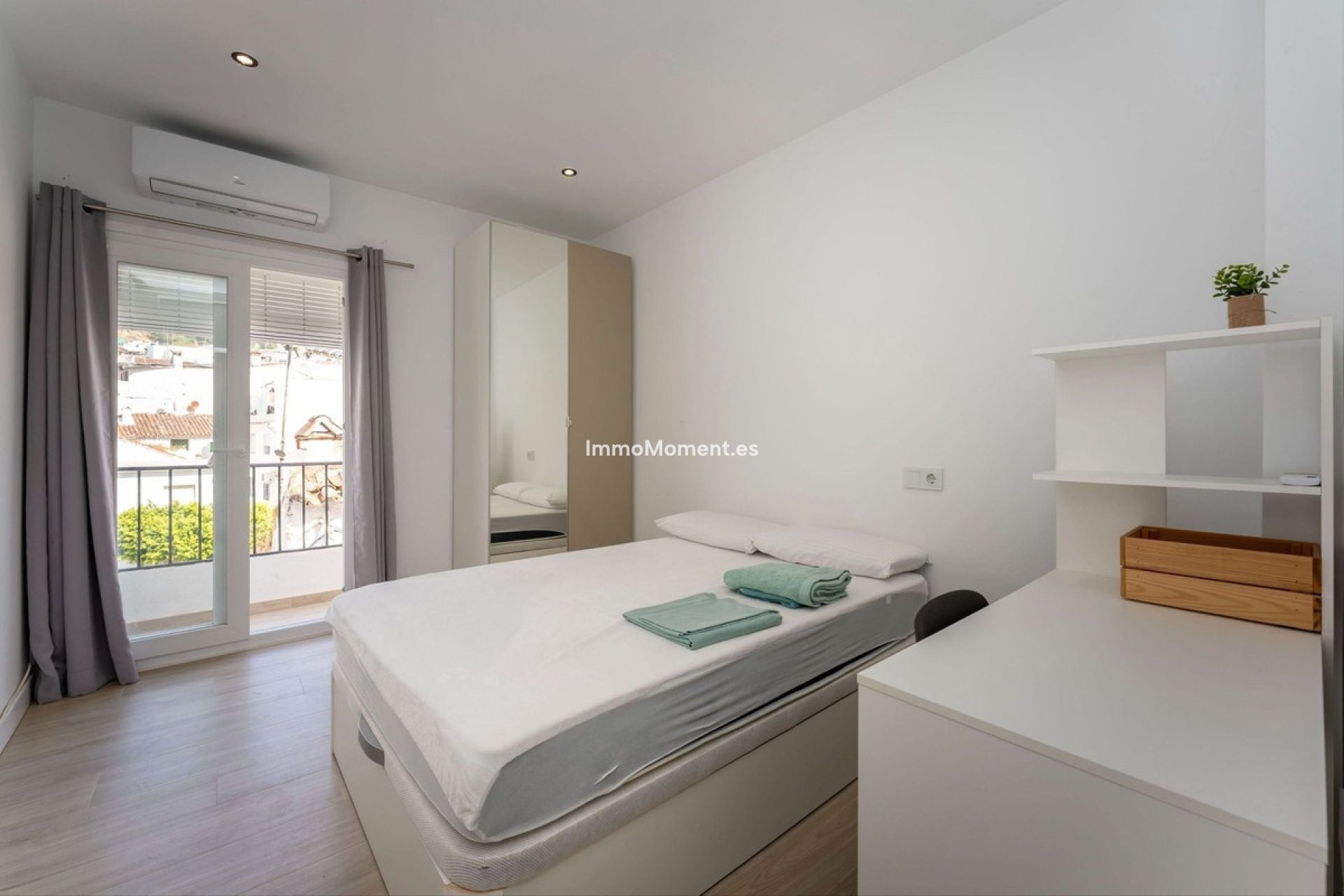 Revente - Maison mitoyenne - Intérieur                       - Monda