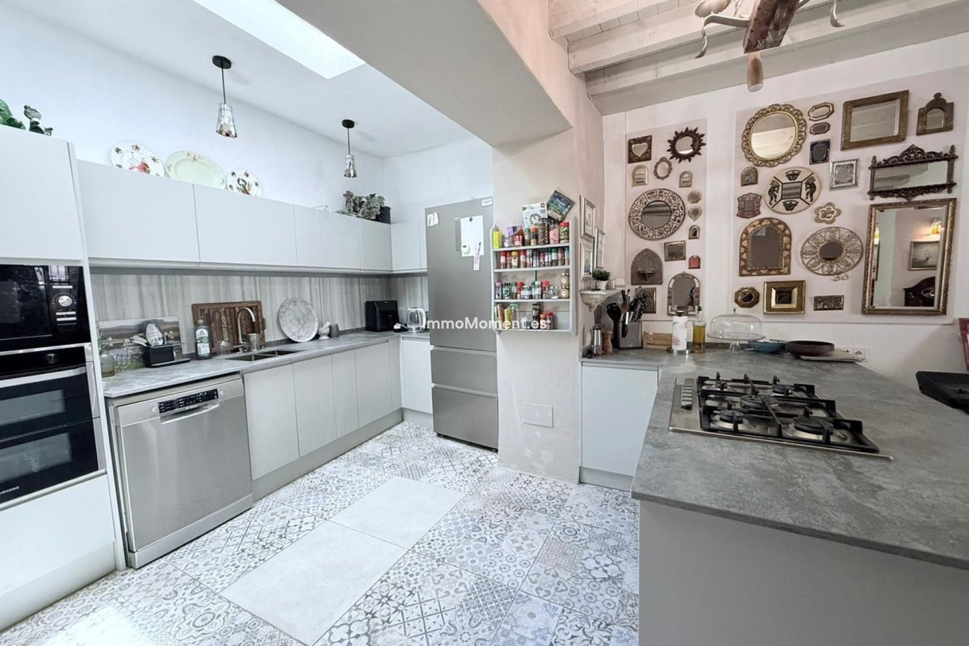 Revente - Maison mitoyenne - Intérieur                       - Monda