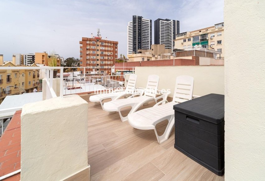 Revente - Maison mitoyenne - Málaga - Martiricos