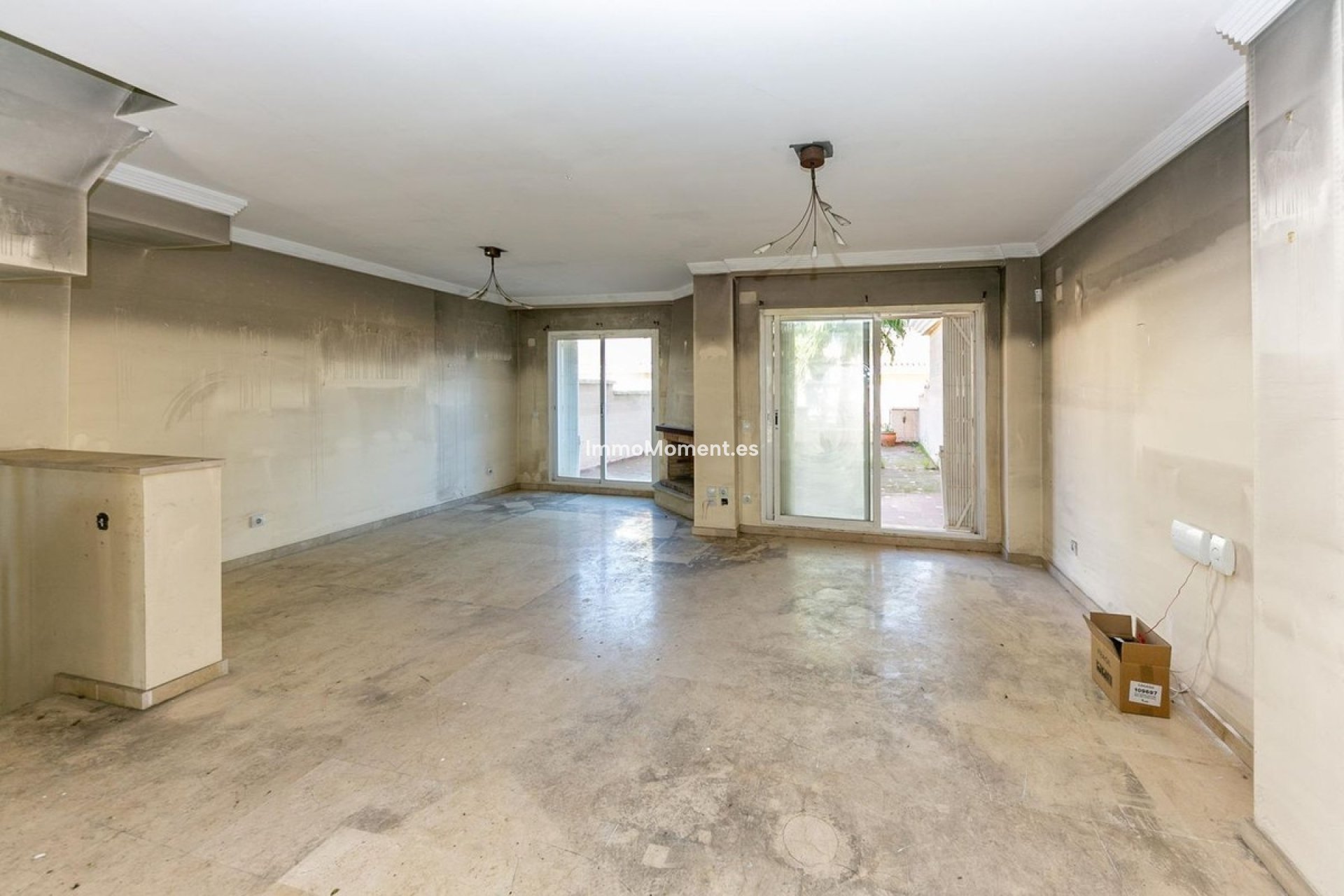 Revente - Maison mitoyenne - Manilva - La Duquesa