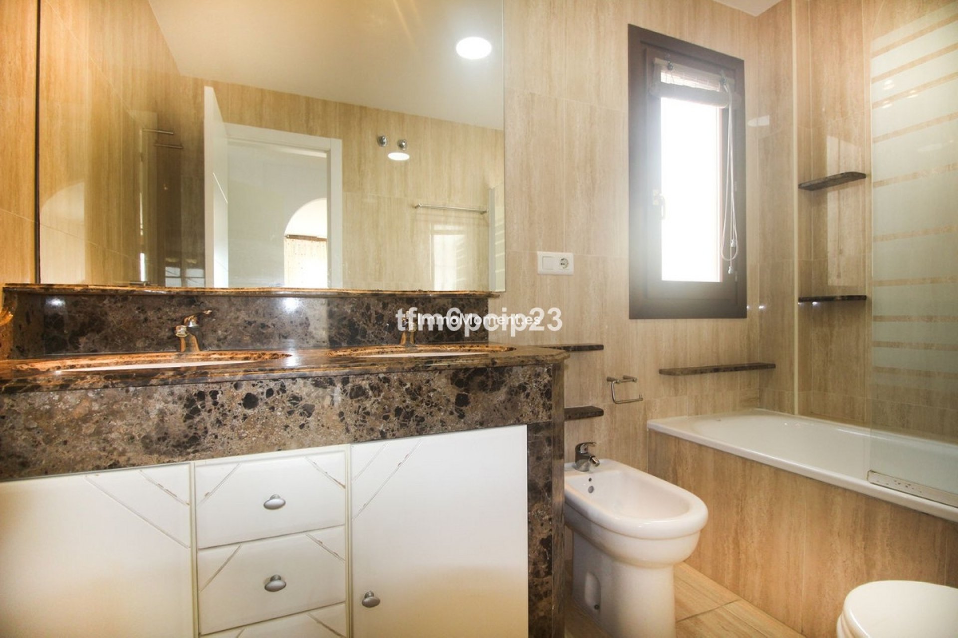 Revente - Maison mitoyenne - Manilva - La Duquesa