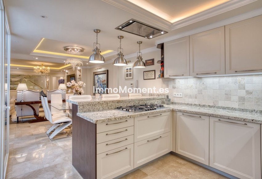 Revente - Maison mitoyenne - Marbella - Marbella Centro