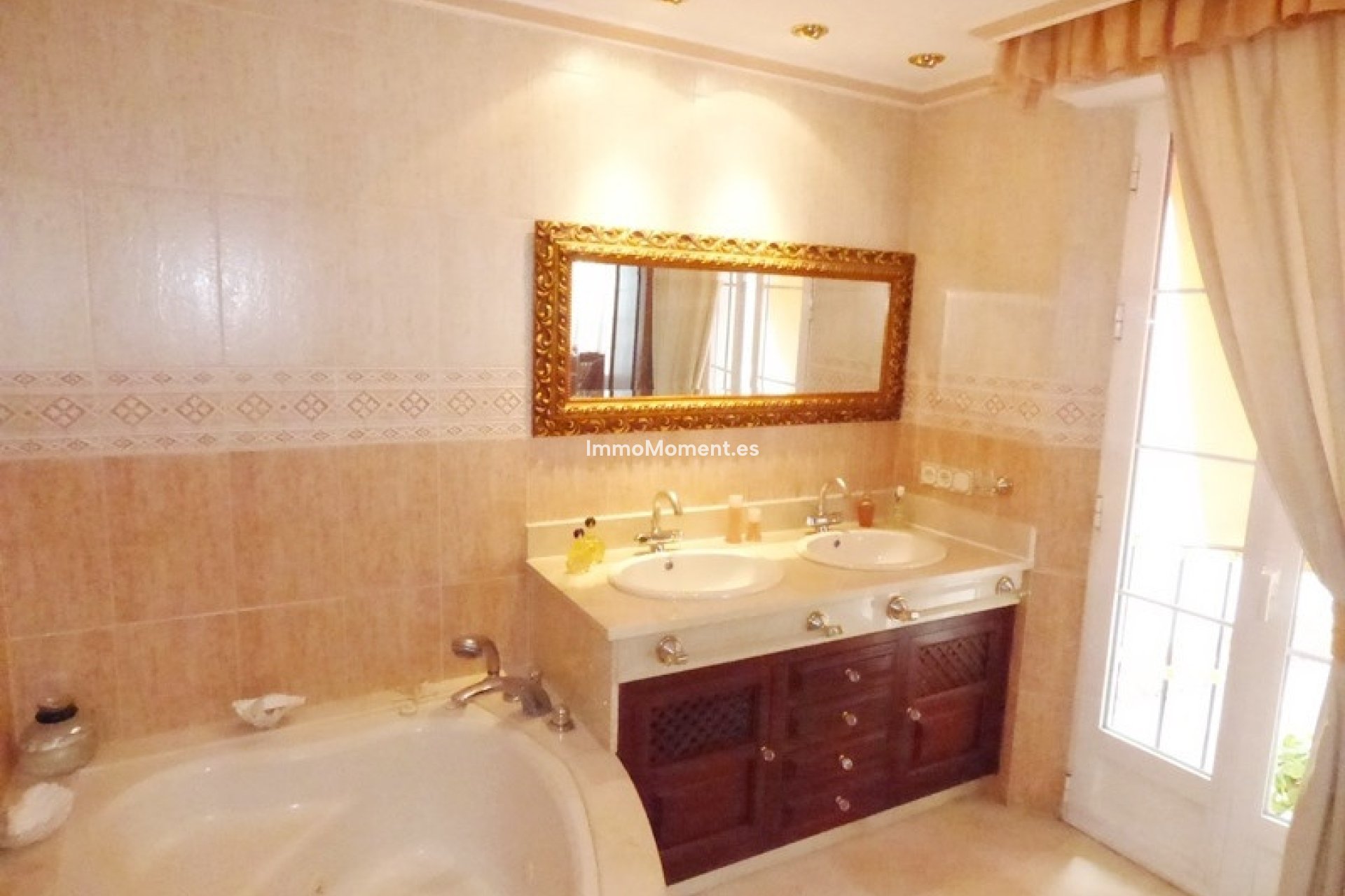 Revente - Maison mitoyenne - Marbella - Marbella Centro
