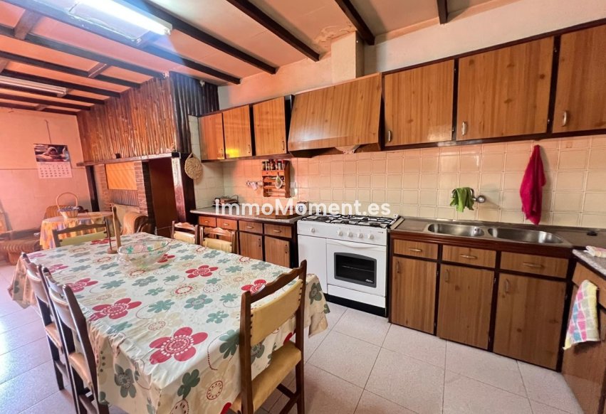 Revente - Maison mitoyenne - Pinoso - Pinoso Centro