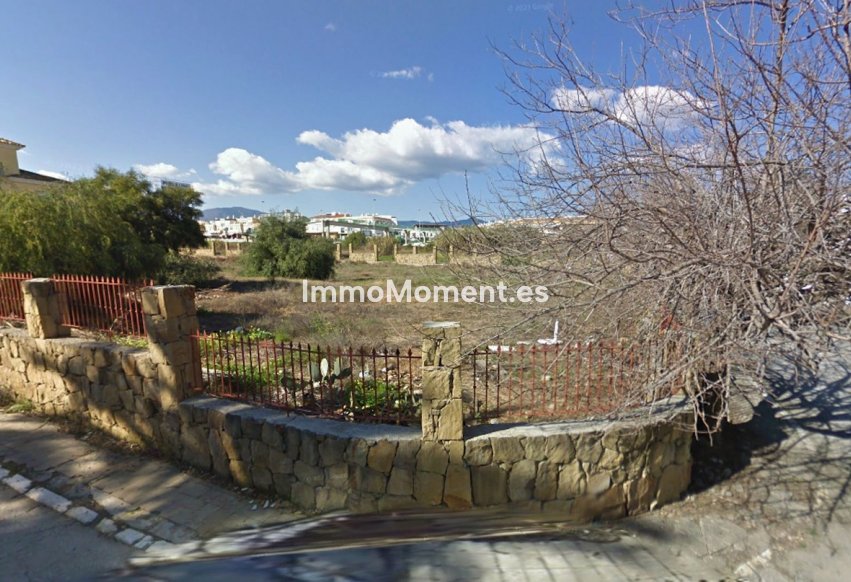 Revente - Parcelle - Estepona  - Costalita