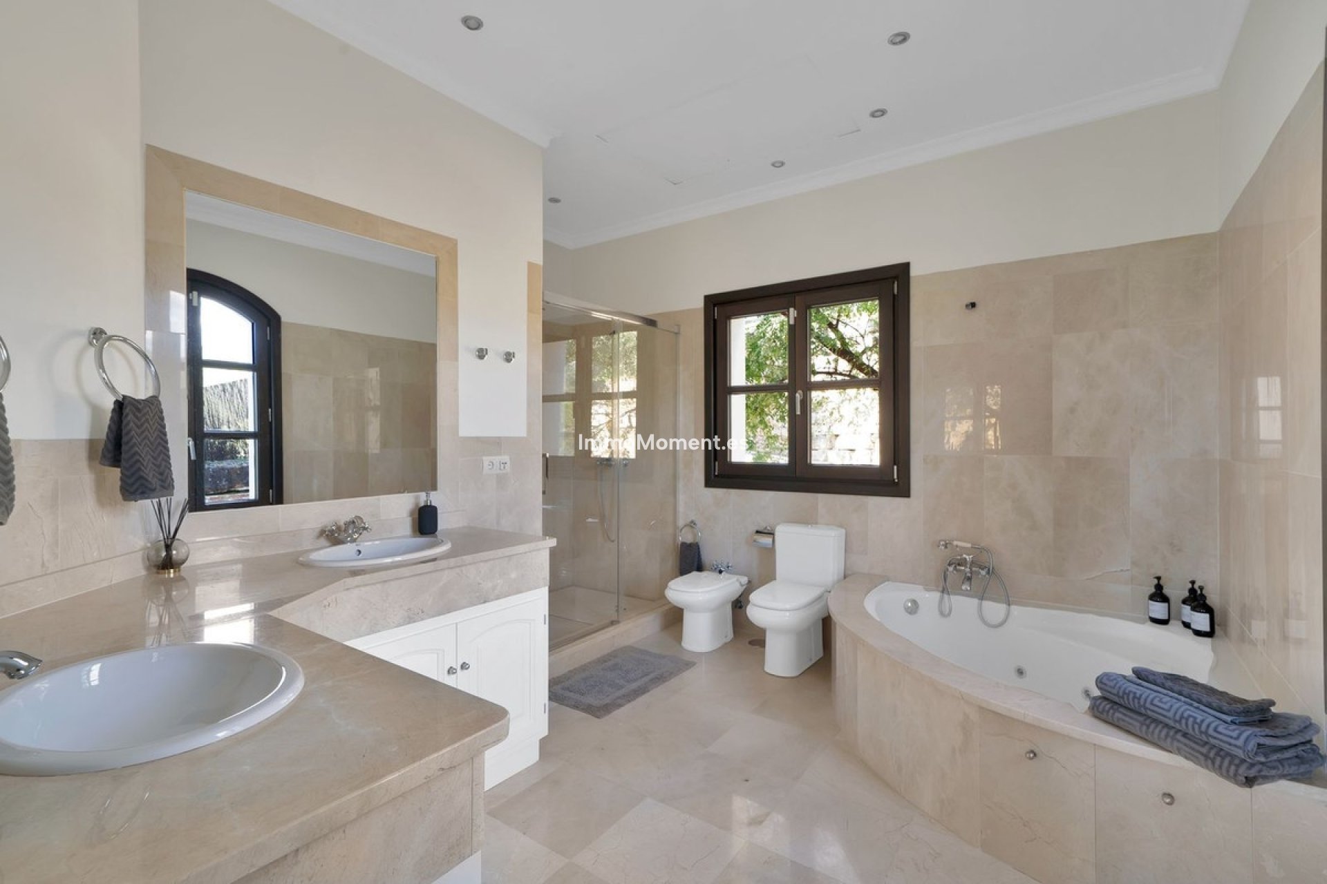 Revente - Villa - Benahavís - Benahavís Centro