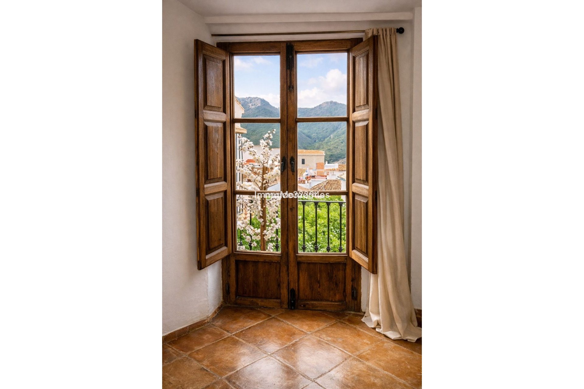 Revente - Villa - Benahavís - Benahavís Centro