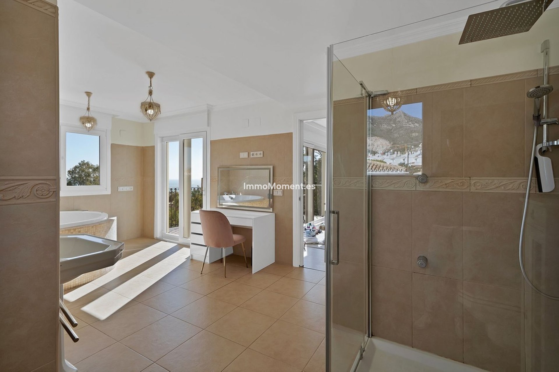 Revente - Villa - Benalmadena - Benalmadena Centro