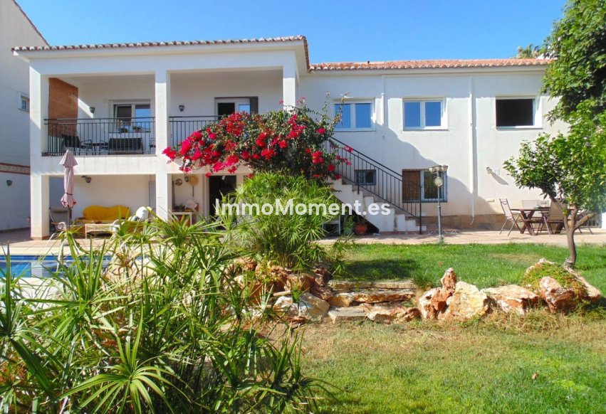 Revente - Villa - Benalmadena - Benalmadena Centro