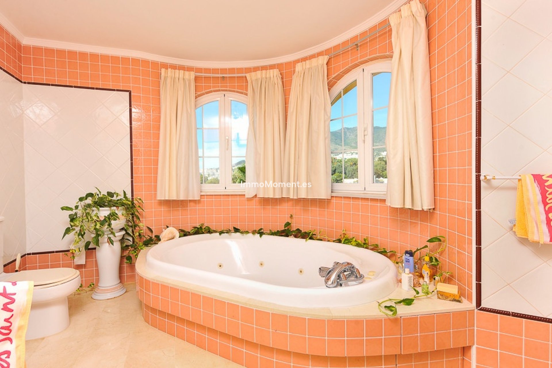 Revente - Villa - Benalmadena - Benalmadena Centro