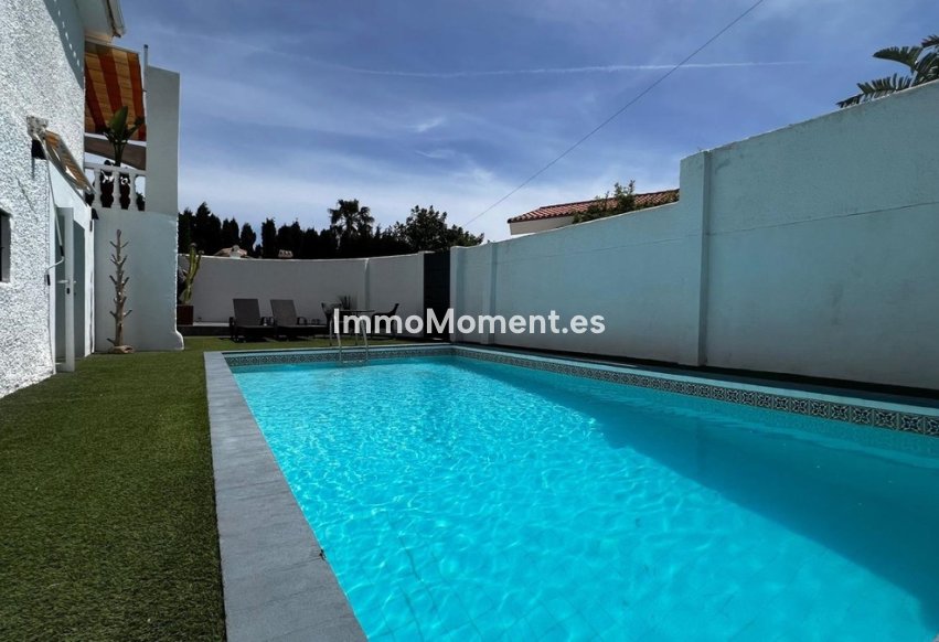 Revente - Villa - Benalmadena - Benalmadena Centro