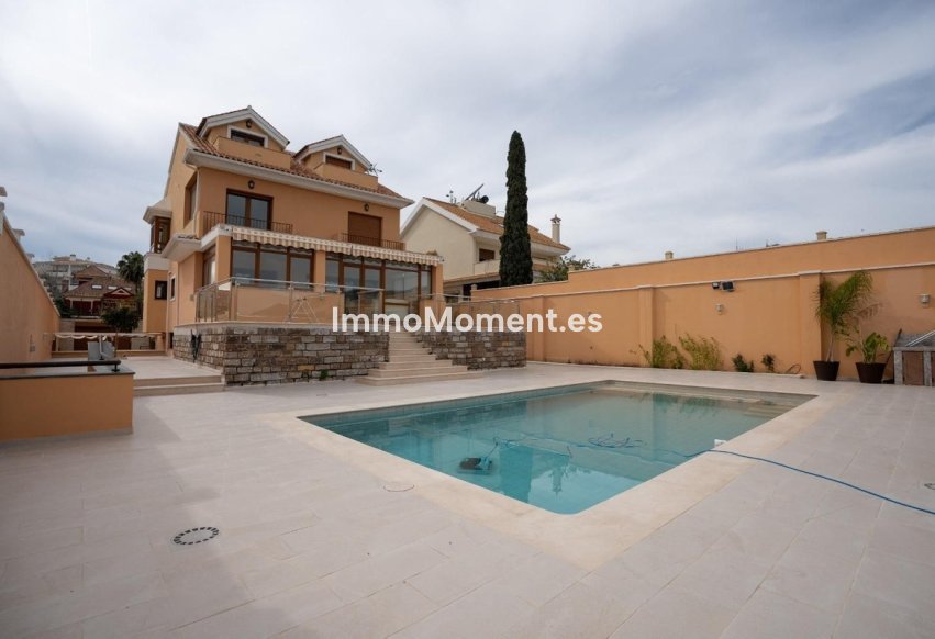 Revente - Villa - Benalmadena - Benalmadena Costa