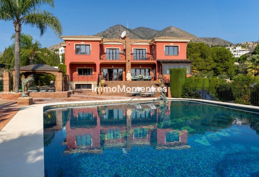 Revente - Villa - Benalmadena - Benalmadena Costa