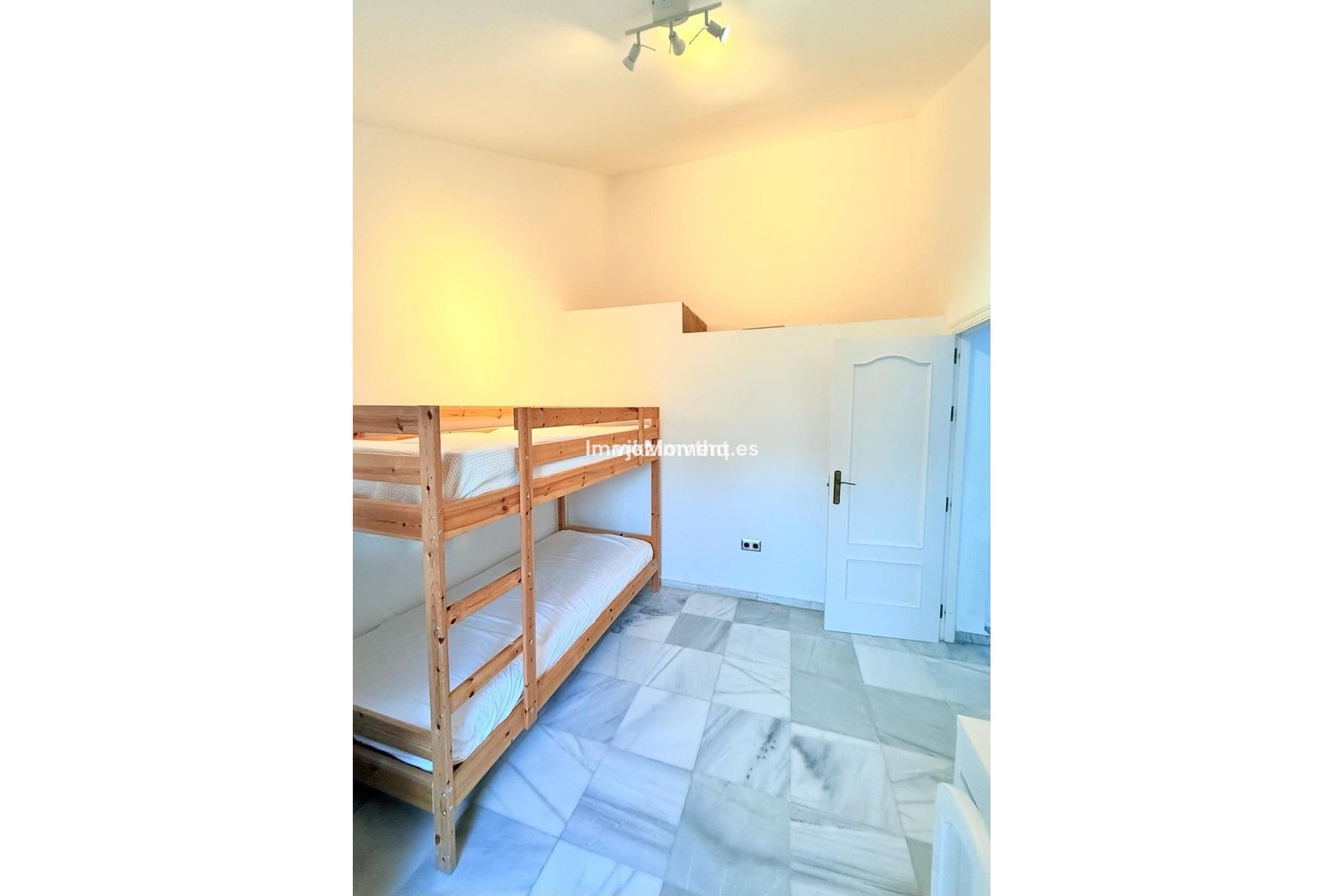 Revente - Villa - Benalmadena - Benalmadena Pueblo