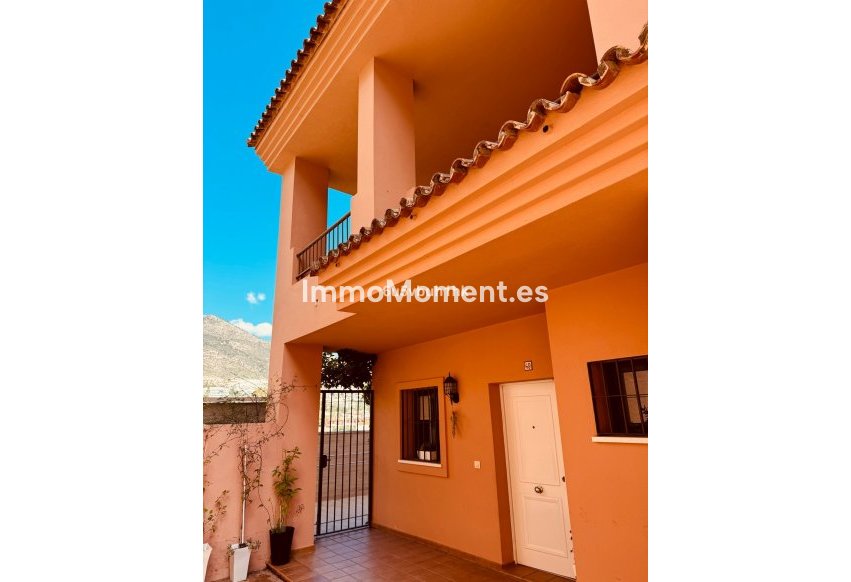 Revente - Villa - Benalmadena - Benalmadena Pueblo
