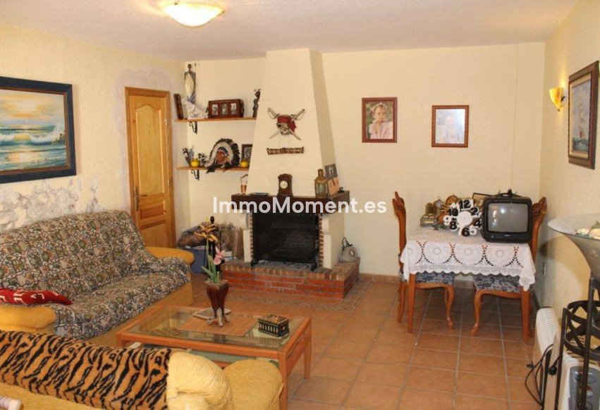 Revente - Villa - Benidorm - Benidorm Centro