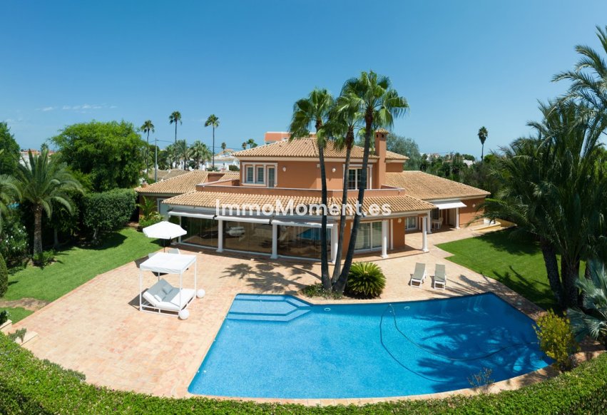 Revente - Villa - Denia - Denia Centro