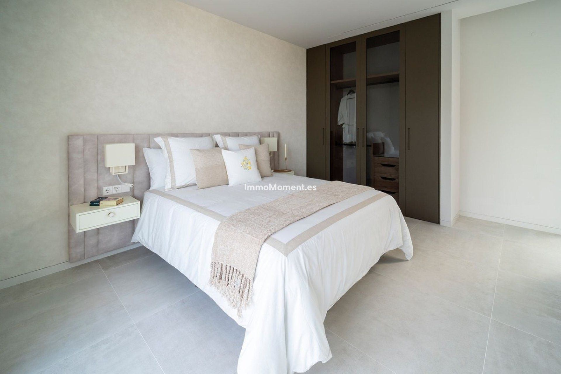 Revente - Villa - El Paraiso - New Golden Mile