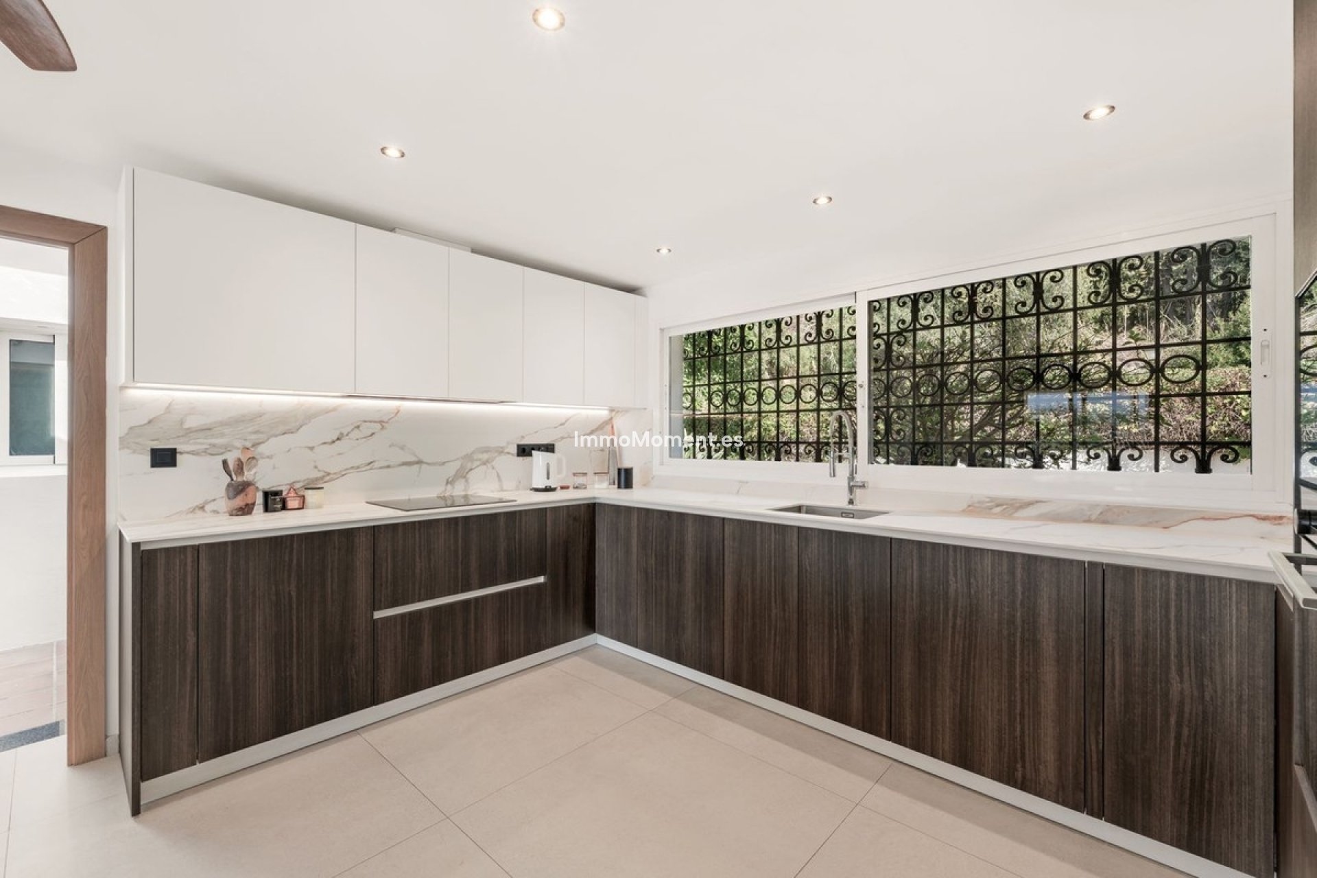 Revente - Villa - El Paraiso - New Golden Mile