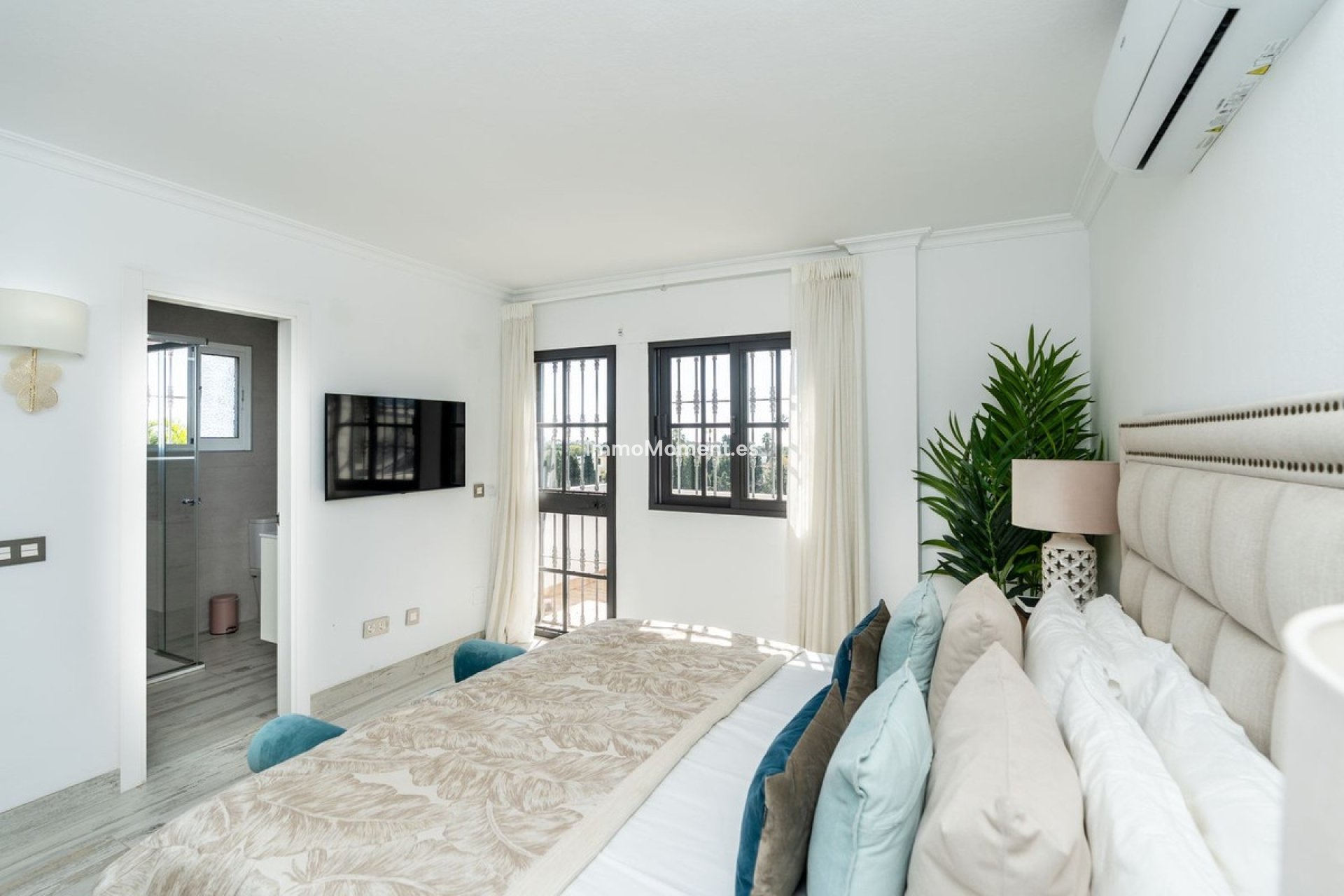 Revente - Villa - El Paraiso - New Golden Mile