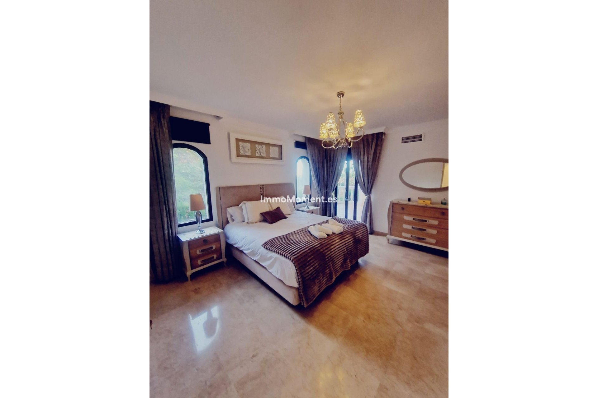 Revente - Villa - El Paraiso - New Golden Mile