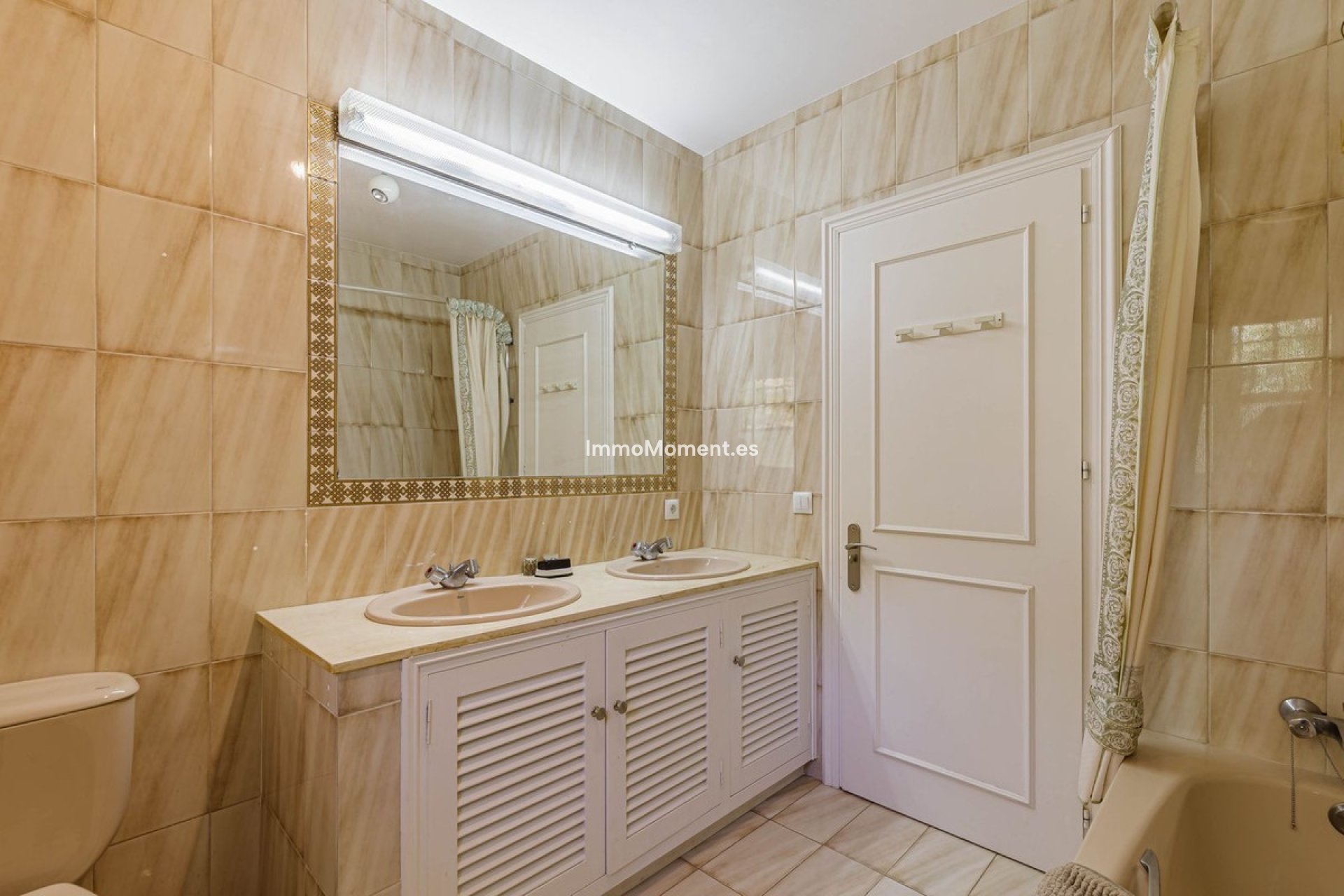Revente - Villa - El Paraiso - New Golden Mile