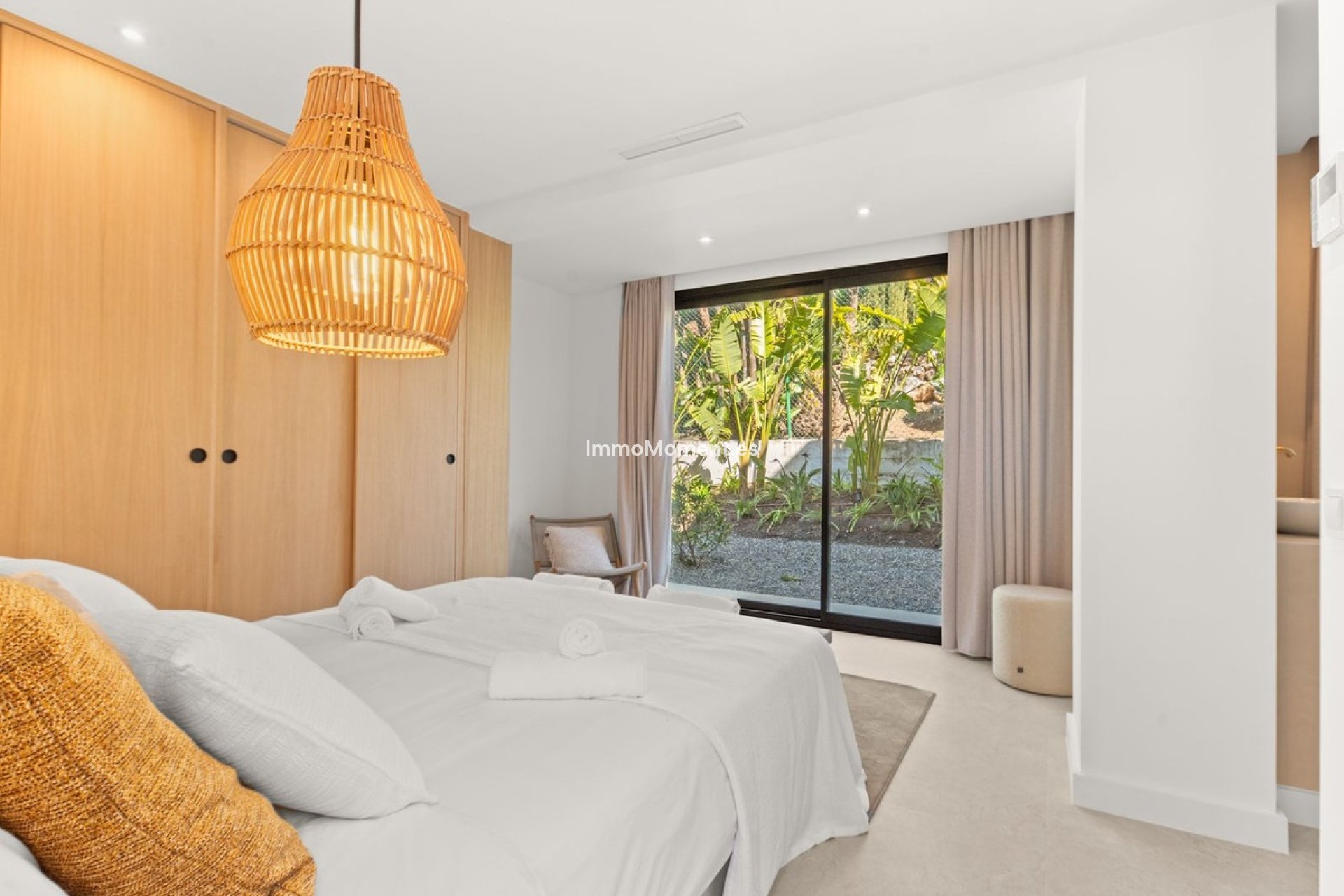 Revente - Villa - El Paraiso - New Golden Mile