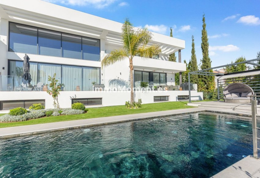 Revente - Villa - El Paraiso - New Golden Mile