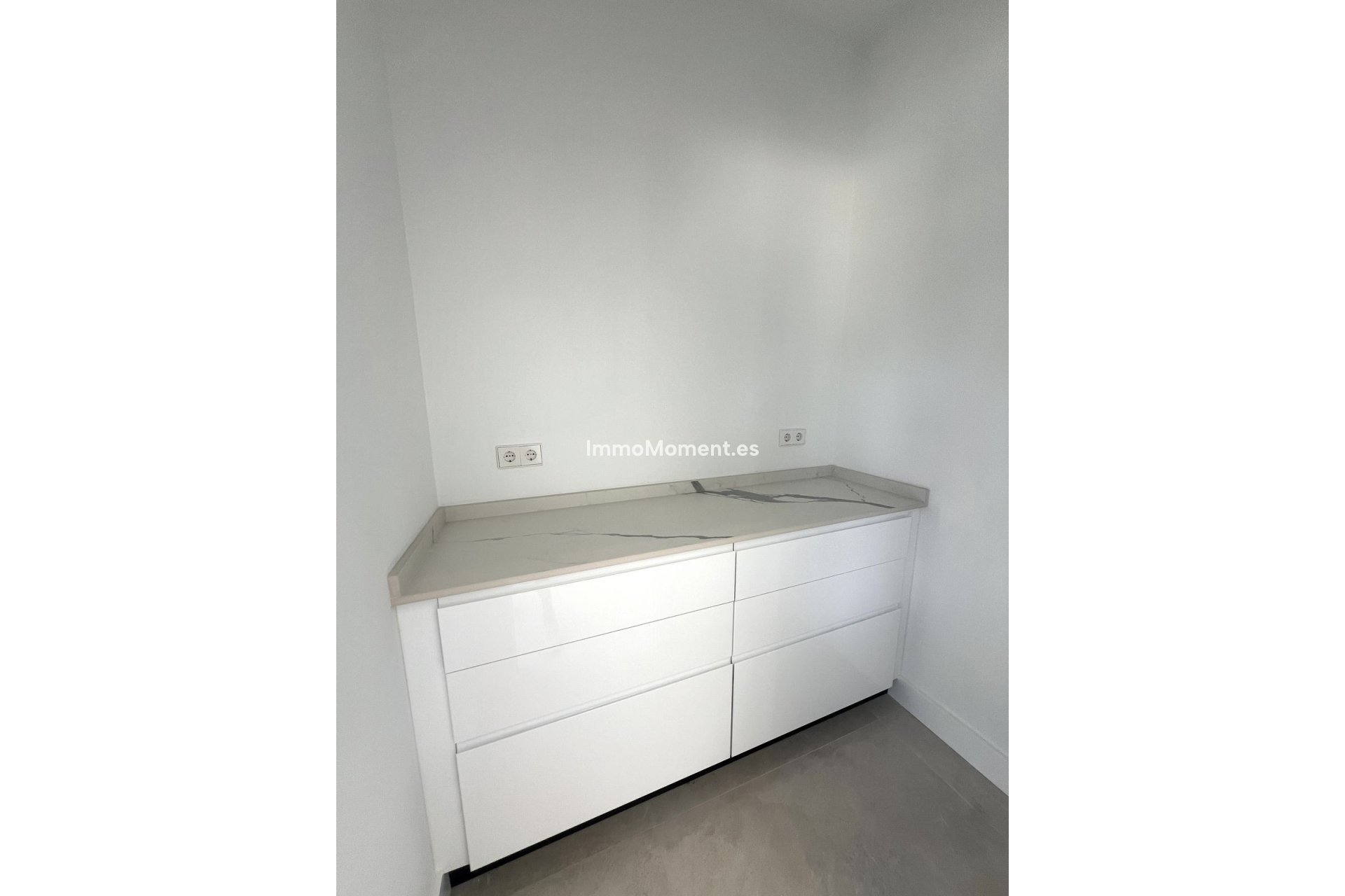 Revente - Villa - Estepona  - Atalaya