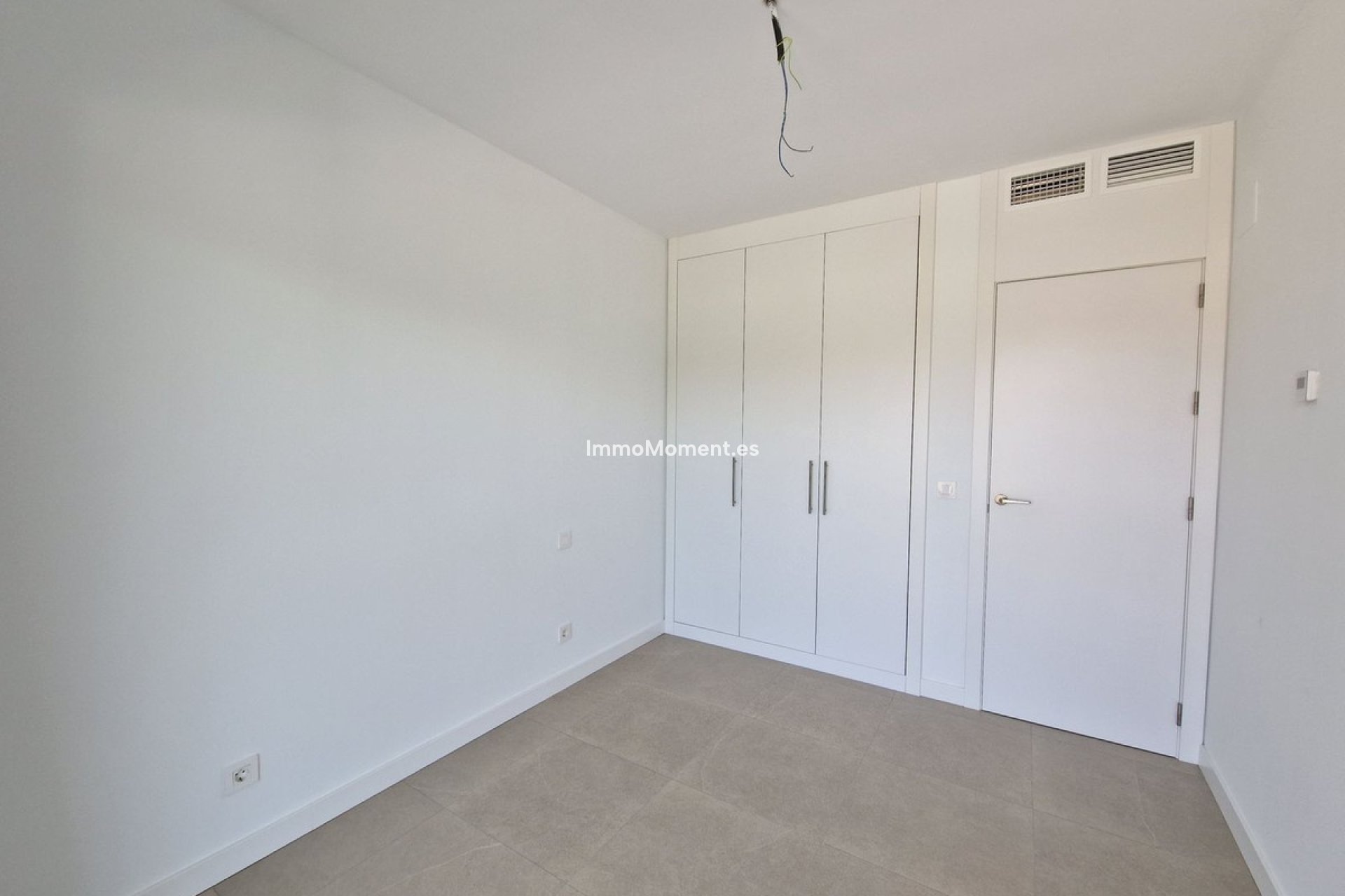 Revente - Villa - Estepona  - Atalaya