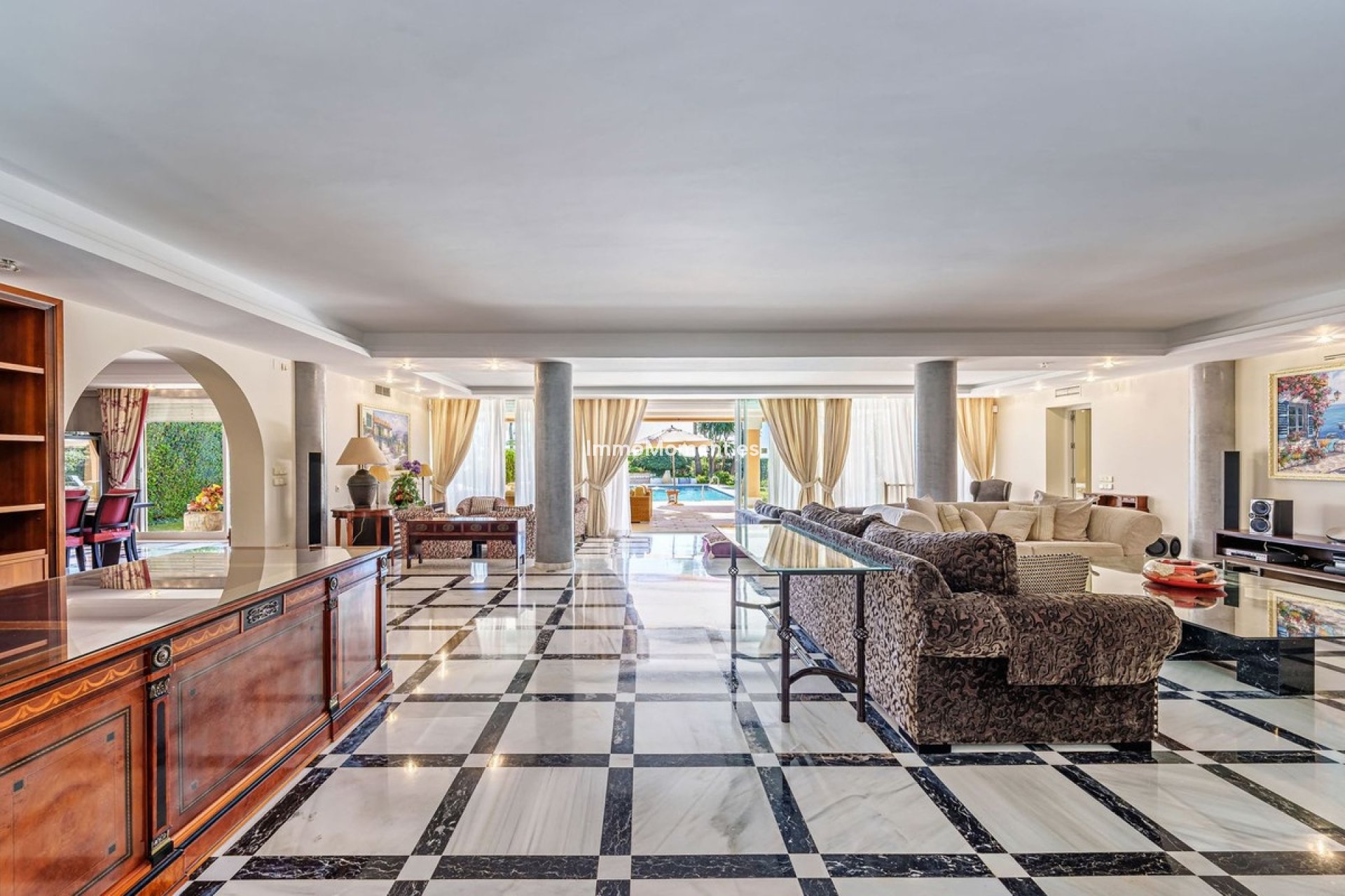 Revente - Villa - Estepona  - Benamara