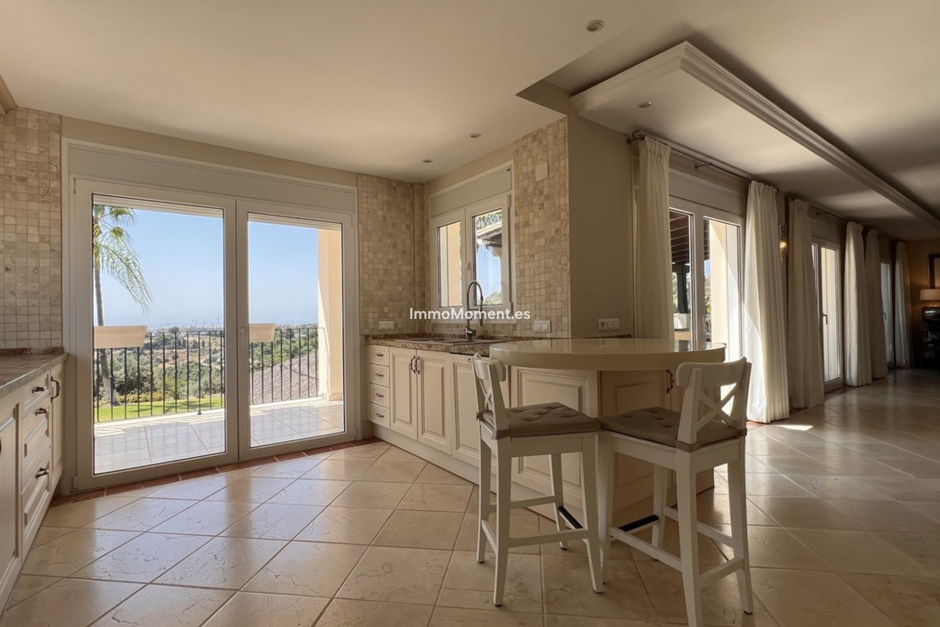 Revente - Villa - Estepona  - El Padron