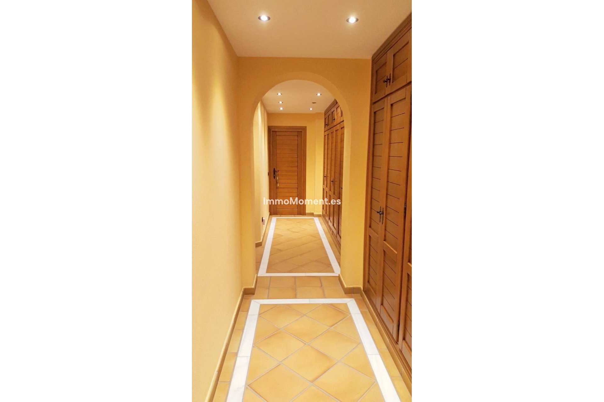 Revente - Villa - Estepona  - Estepona Centro