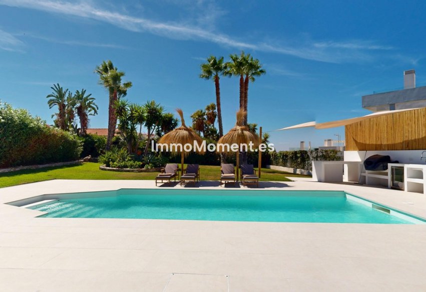 Revente - Villa - Estepona  - Estepona Centro