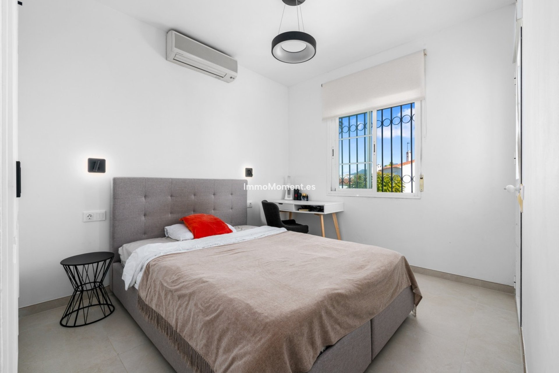 Revente - Villa - Estepona  - New Golden Mile