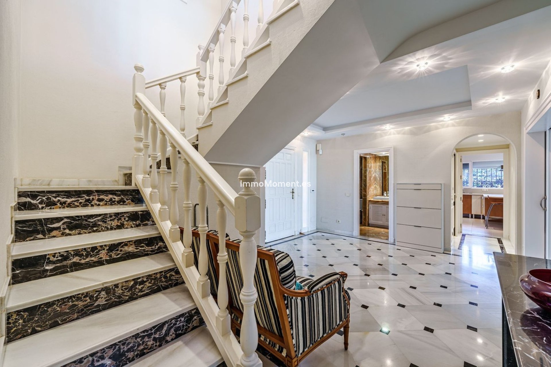 Revente - Villa - Estepona  - New Golden Mile