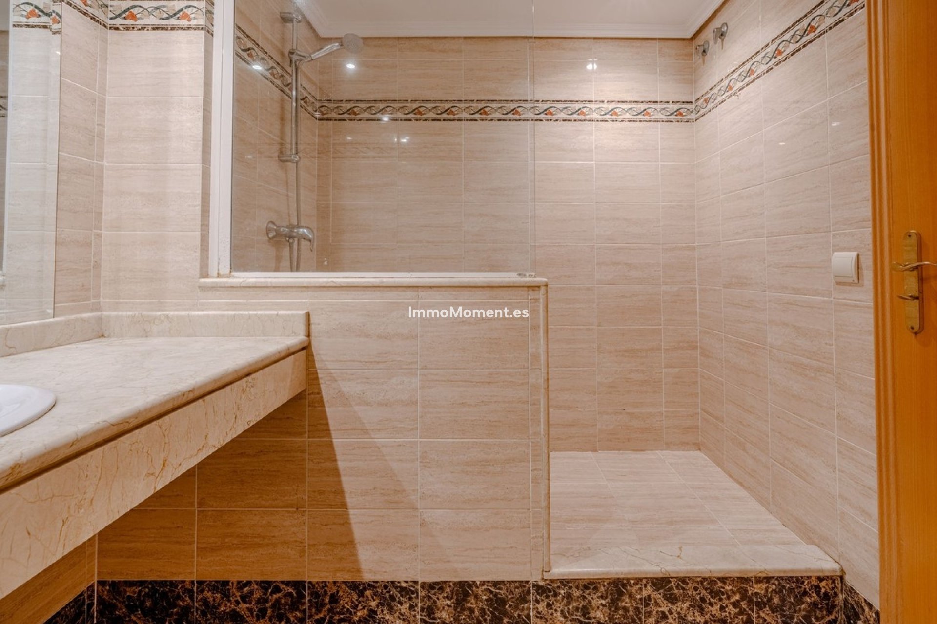 Revente - Villa - Estepona  - New Golden Mile