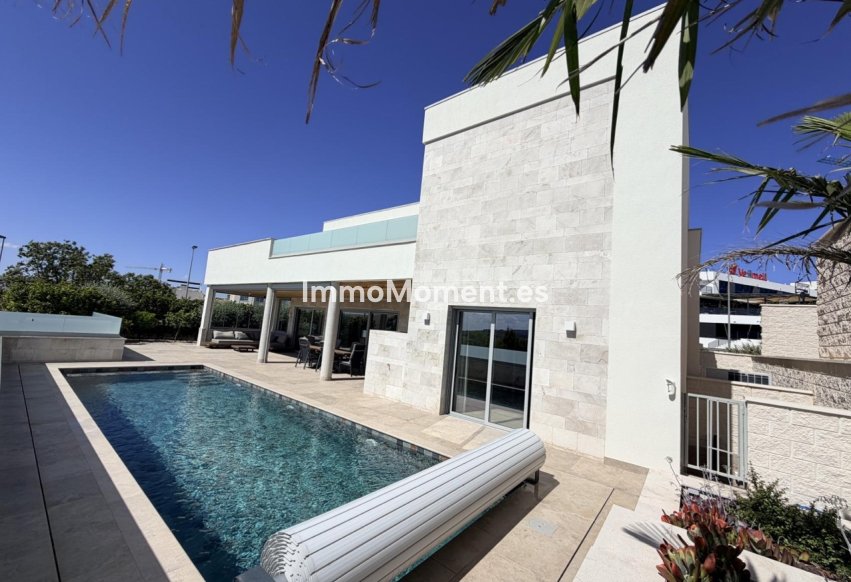 Revente - Villa individuelle - Benijofar