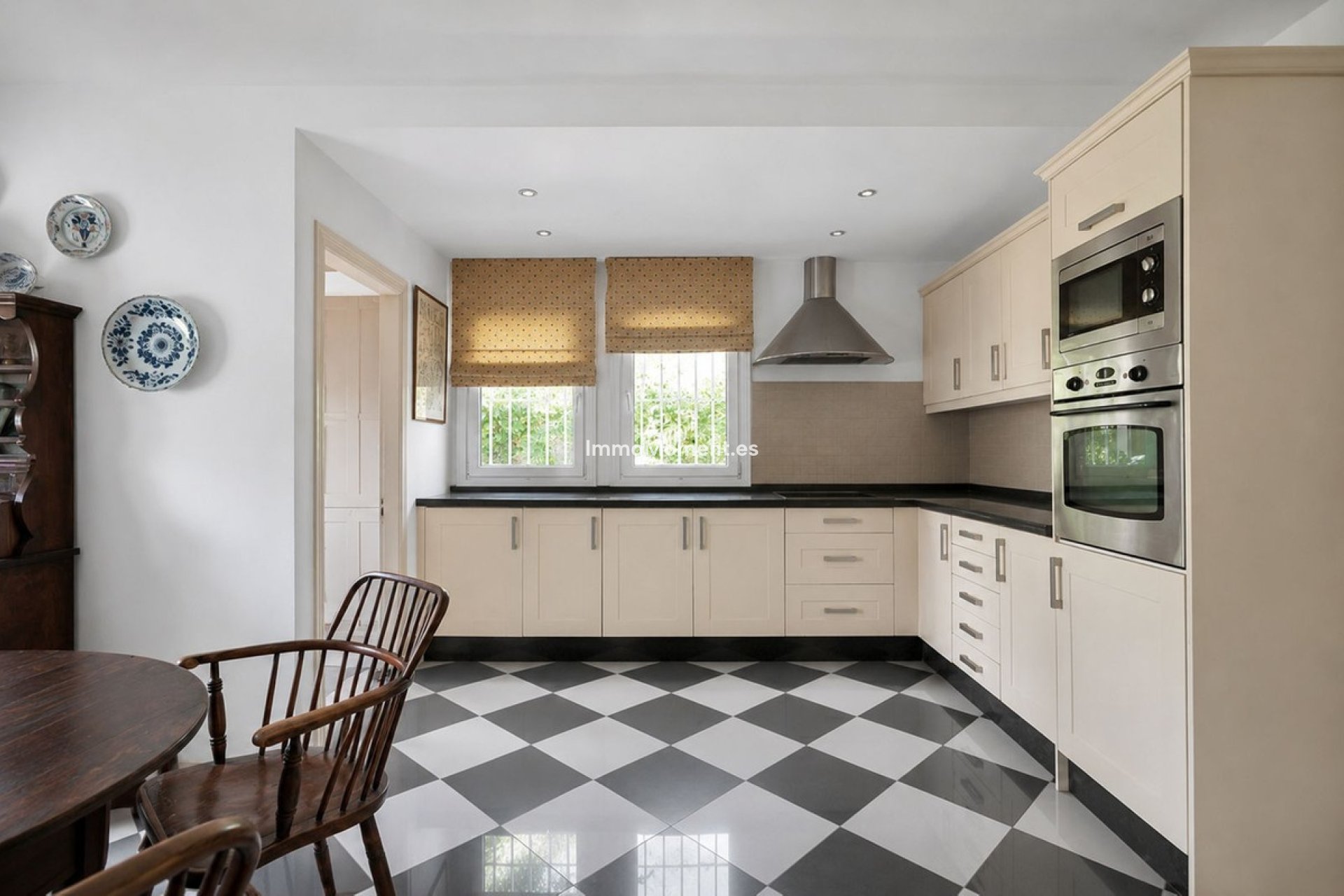 Revente - Villa individuelle - El Paraiso - New Golden Mile