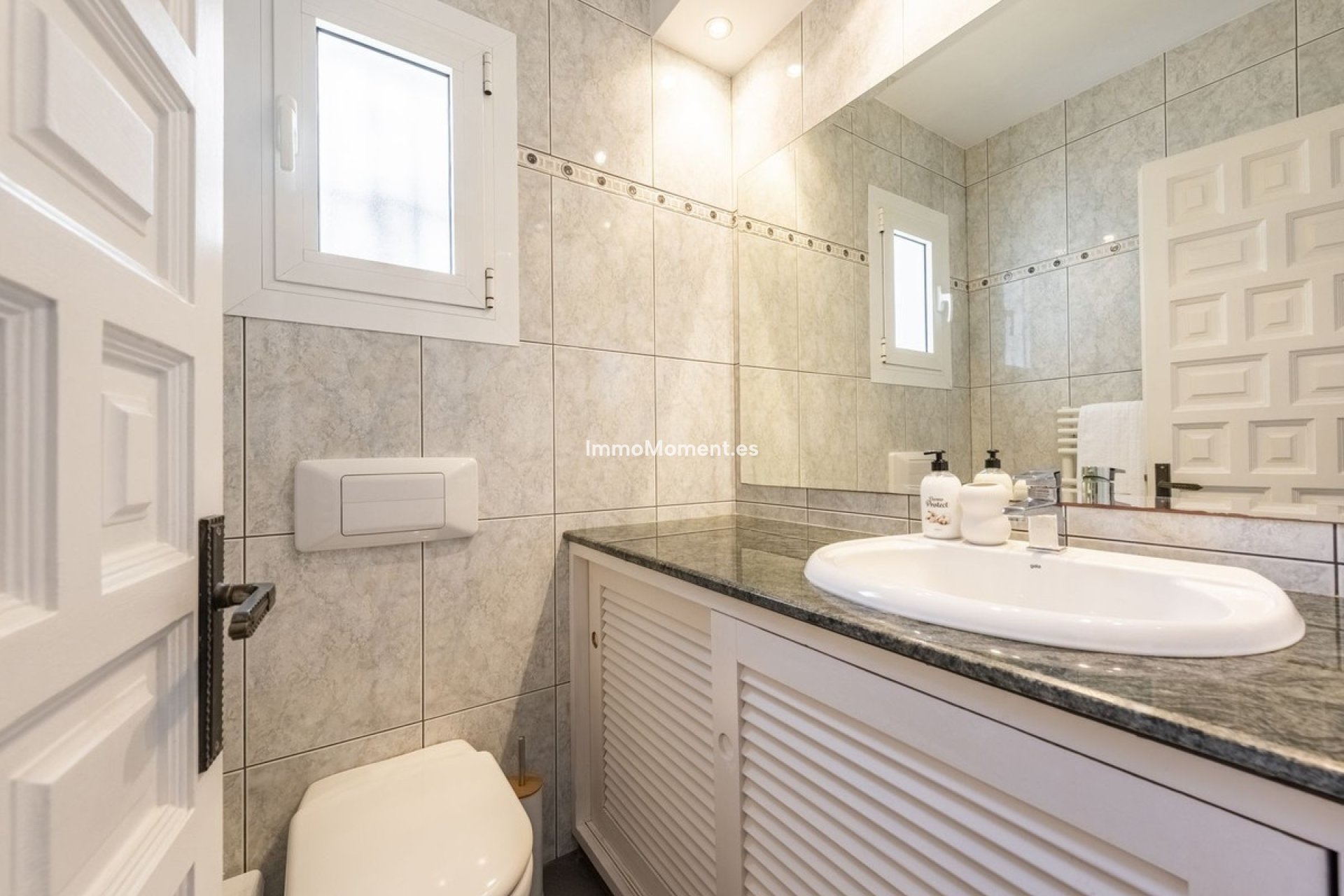 Revente - Villa individuelle - Estepona  - Atalaya