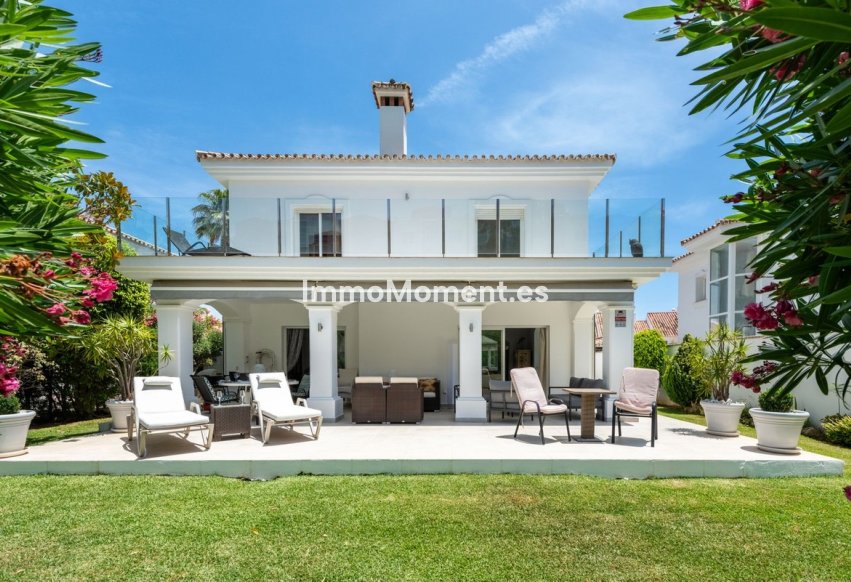 Revente - Villa individuelle - Estepona  - Atalaya