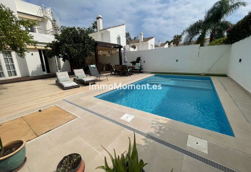 Revente - Villa individuelle - Estepona  - Atalaya