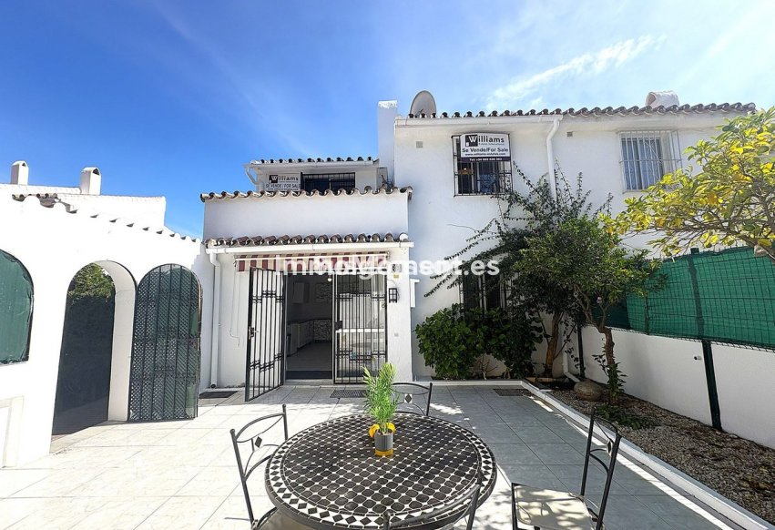 Revente - Villa individuelle - Estepona  - Atalaya